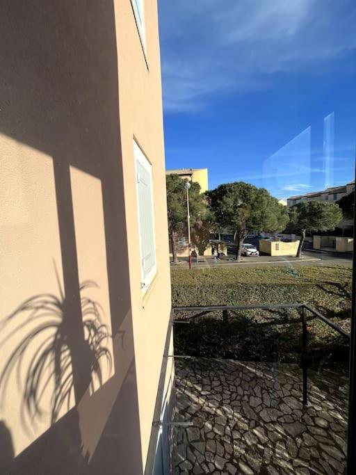 St-Pierre-La-Mer, Bel Appartement A Dans Residence Avec Piscine Et Tennis Entre 5 Et 10 Min De La Plage Fleury  Kültér fotó
