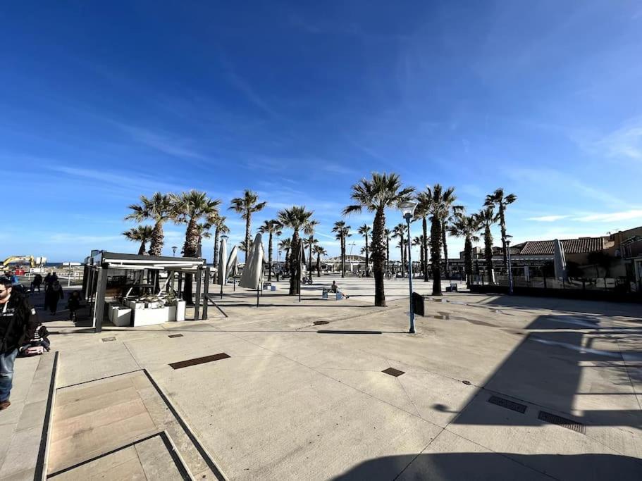St-Pierre-La-Mer, Bel Appartement A Dans Residence Avec Piscine Et Tennis Entre 5 Et 10 Min De La Plage Fleury  Kültér fotó